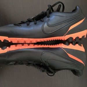 Nike 5 bomba 9.5 M black/orange